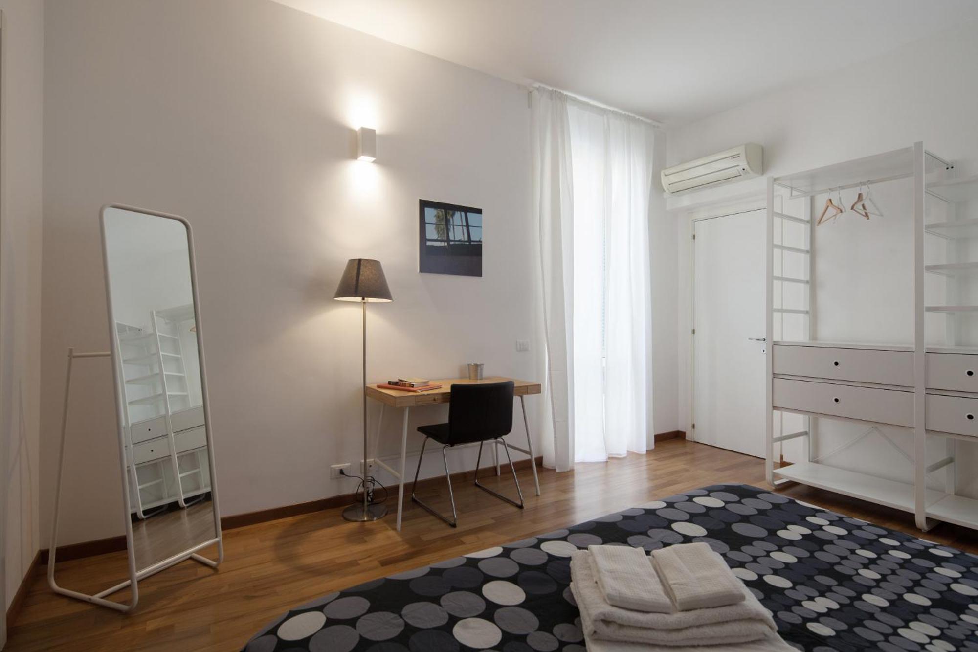 Cv5 - La Spezia City Center - Wide Modern Apartment Walking Distance To The Station To Cinque Terre - Big Terrace On The Roofs מראה חיצוני תמונה