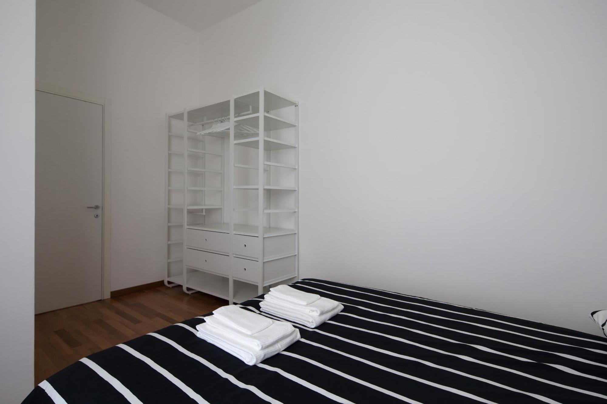 Cv5 - La Spezia City Center - Wide Modern Apartment Walking Distance To The Station To Cinque Terre - Big Terrace On The Roofs מראה חיצוני תמונה